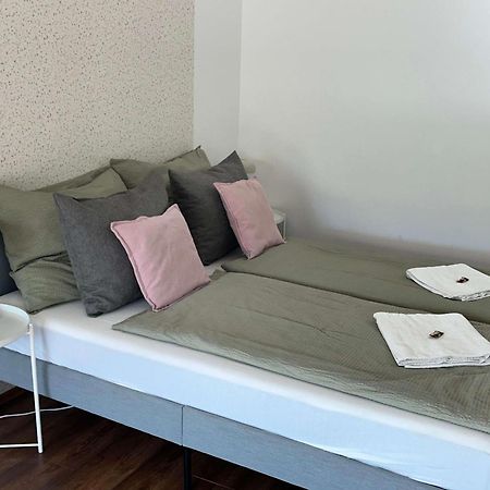 Pauzo Balaton Aparthotel Balatonföldvár Eksteriør bilde